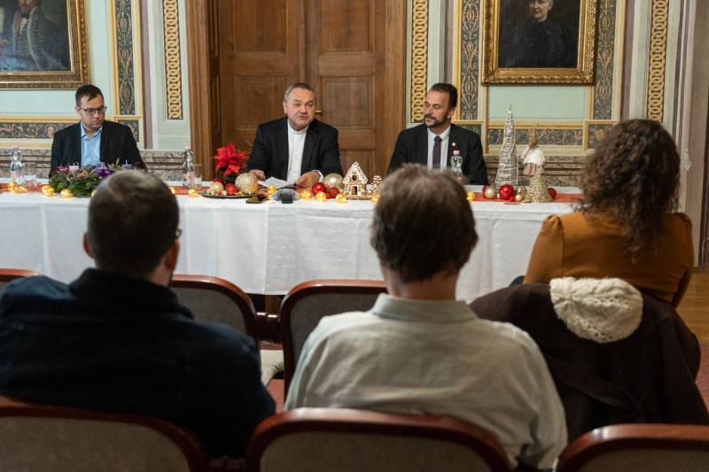 2025_11_27_adventi sajtotajekoztato_08.jpg